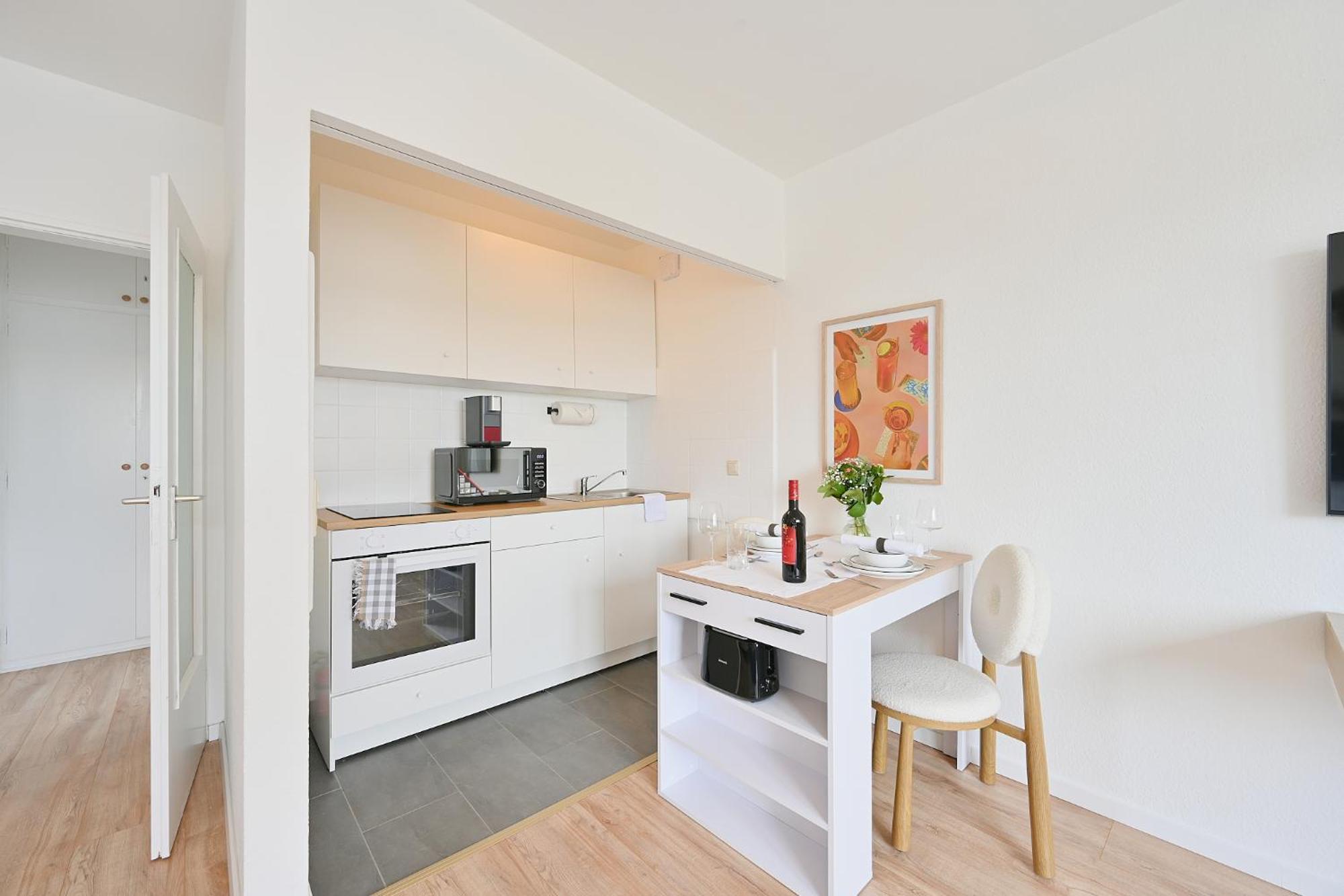 Beautiful And Stylish 1-Bedroom With Kitchen And King Size Bed Вупертал Екстериор снимка